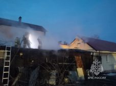 Курские пожарные спасли от огня жилой дом