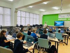 Курские школьники могут обучиться на курсах по программированию
