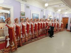 Художники показали достопримечательности Курска во Дворце культуры
