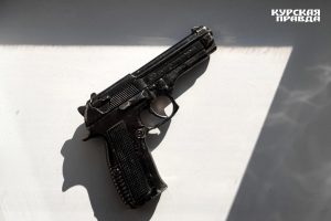 Курянин угрожал убить парикмахера