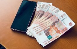 Кредит или займ: что лучше брать в 2025 году