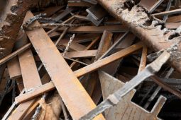 Мэр Курска подписал распоряжение о сносе трёх аварийных домов