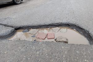 В Курске активно займутся разбитыми дорогами