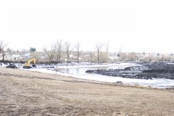 В Курской области продолжается расчистка реки Медвенка