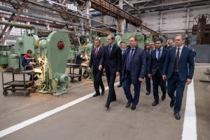 Министр оценил курскую промышленность