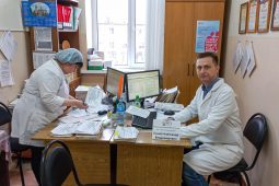 Курские врачи провели выездной прием в Пристенском районе