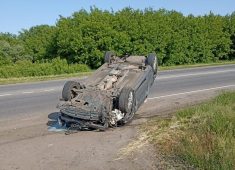 В Курском районе в ДТП с перевернувшимся авто погибла 63-летняя женщина