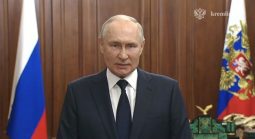 Владимир Путин выступил с обращением из Кремля