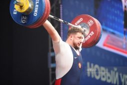 Курянин стал чемпионом России по тяжёлой атлетике