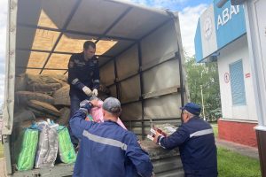 Из Курска в Белгородскую область отправили первый гуманитарный груз