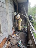 Причиной пожара в квартире на проспекте Дружбы в Курске могла стать сигарета