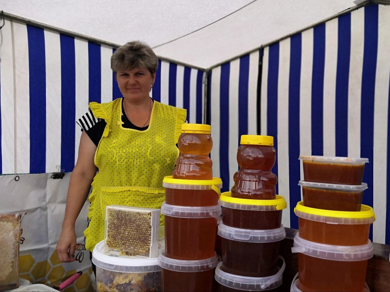 Экипаж курска. День памяти курска подводной лодки. Трамвай курск ночью. Экипаж курска. Экипаж курска.