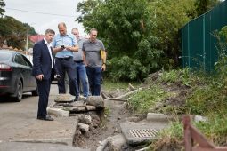 В Курске и.о. главы города Николай Цыбин посетил улицы, пострадавшие от ливня