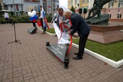 В Курском государственном медицинском университете открыли памятный знак