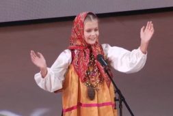 Курянка Василиса Авилова победила во Всероссийском конкурсе народной песни
