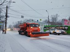 Мэр Курска опроверг информацию о неработающей дорожной технике из Москвы