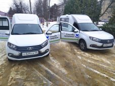 В Курской области Щигровской ЦРБ передали два новых автомобиля