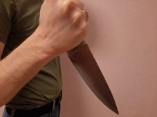 В Курской области мужчину осудили за разбойное нападение на пенсионерку