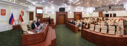В Курской облдуме представили лучшие региональные практики наставничества