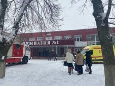 В Курской области учеников гимназии №1 Курчатова эвакуировали из-за пожара