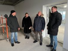 В Курской области отстающие от графика подрядчики строят объекты без выходных