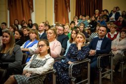 В Курске открылись городские конкурсы для педагогов