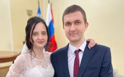 В Курской области 56 пар заключили брак в красивую дату 24.02.2024