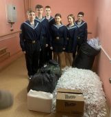 Курские школьники передали гуманитарную помощь бойцам СВО