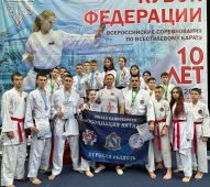 Курские спортсмены завоевали 17 медалей на соревнованиях по всестилевому каратэ