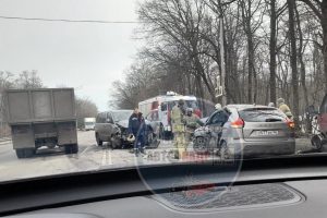 В Курске в ДТП с тремя машинами пострадал 71-летний мужчина