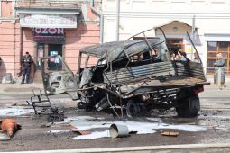 В Курске неуправляемый ЛиАЗ без тормозов протаранил семь машин