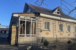 Два человека ранены при обстреле села в Курской области со стороны Украины