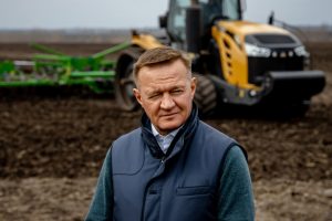 В Курской области на полях работает 7,5 тысячи тракторов