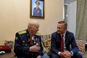 Почётному жителю Курска Анатолию Щербакову исполнилось 99 лет