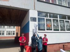 В Курске открыли мемориальную доску погибшему в СВО Андрею Хрипкову