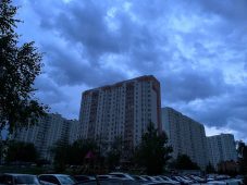 В Курске многоэтажки на проспекте Клыкова остались без электричества