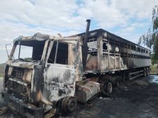 В небе над Курской областью уничтожили пять беспилотников