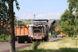 В Курске ремонтируют дорогу на улице Фрунзе