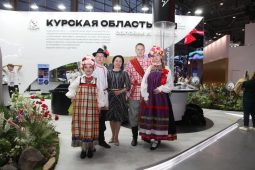 Куряне поженились на Всероссийском свадебном фестивале