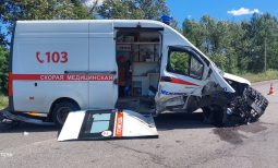 В Курской области в ДТП со скорой пострадали две женщины