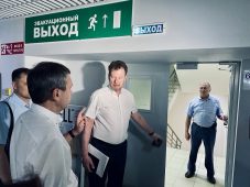 В Курске в торговом центре «МегаГРИНН» проверили эвакуационные выходы