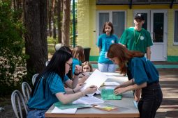 В Курске более 8 тысяч детей отдохнут летом в пришкольных лагерях
