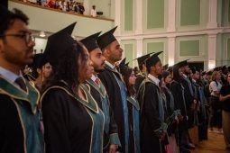 В Курске 221 иностранный студент получили диплом врача