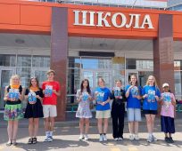 Юные куряне присоединились к акции «Окна России»