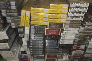 В Железногорске подпольно выпускали сигареты
