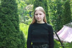 18-летняя курянка спасла сестру и бабушку из горящего дома