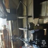 В Железногорске Курской области из-за телевизора загорелась квартира