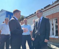 Сгоревший Кореневский завод посетил замминистра промышленности России