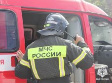 В Судже Курской области из-за атаки дрона загорелась заправка