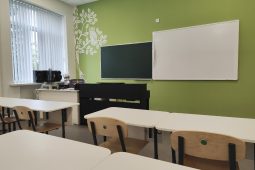 Александр Хинштейн прокомментировал сбор денег в школе №52 Курска